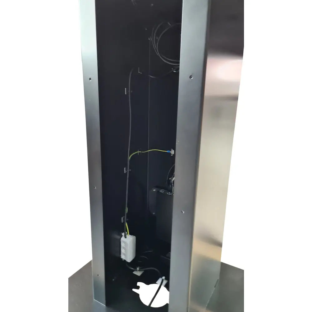 Kiosksystem Pult Version mit kapazitivem Touch Display 43 - 55 Zoll Multimedia Display GmbH