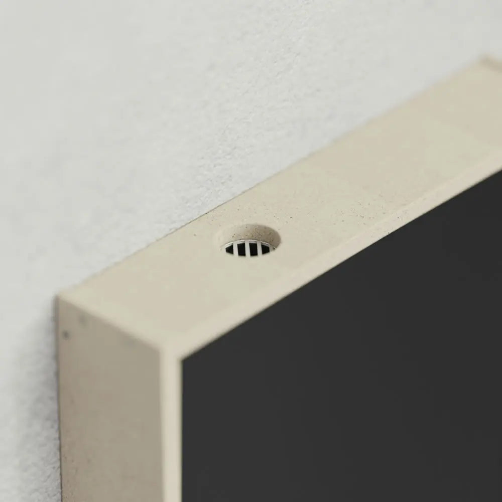 Aktives Belüftungssystem für das Brandschutzgehäuse F30 inklusive Rückwand Multimedia Display GmbH