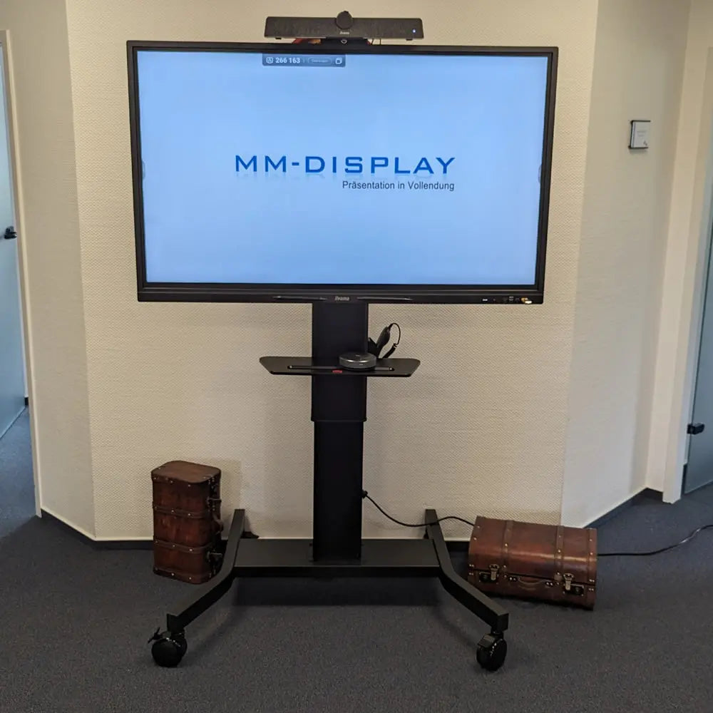 Konferenzraum Displays: All-in-One mobiles Videokonferenzsystem der TE12 Serie - Multimedia Display GmbH